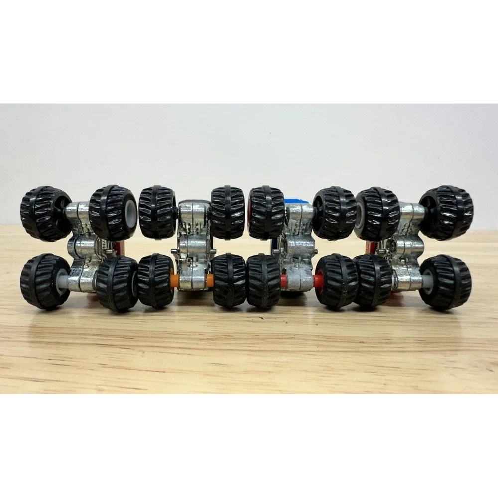 Monster Jam Minis Bundle of 7 Spin Master 1:87 Scale Diecast Trucks Toys